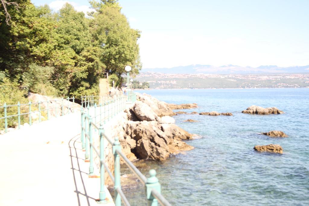Stressfree Villa Ičići Esterno foto
